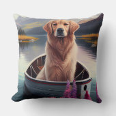 パドルにゴールデンレトリバー:風光明媚な冒険 クッション (正面)