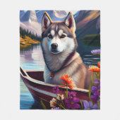 パドルにシベリアのハスキー：風光明媚な冒険 フリースブランケット (正面)