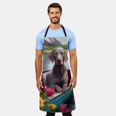 パドルにワイマラーナー:風光明媚な冒険 エプロン (着用した状態)