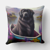 パドルのニューファンドランド：風光明媚な冒険 クッション (裏面)