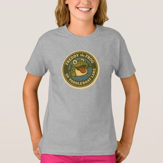 パドルボート湖のファンキー・フレディ・フロッグ キッズTシャツ Tシャツ (正面)