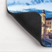 パドヴァのライトアップされた像の列 マウスパッド (コーナー)