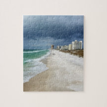 パナマ市のビーチ、フロリダ上の雨雲