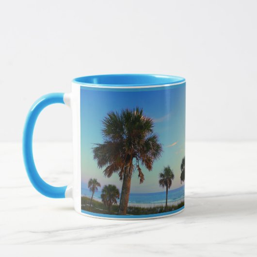パナマ市のビーチFL -ヤシの木の日没のコップ マグカップ (左)