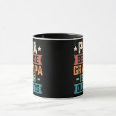 パパおじいちゃんは年配のヴィンテージだからおもしろい マグカップ (中央)