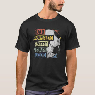 パパおもしろいスーパーヒーローサッカーコーチレジェンド Tシャツ