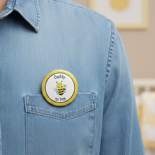 パパが期待して赤ちゃんシャワーを浴びる 缶バッジ