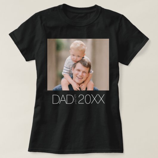 パパが設立したモダンスクリプト写真 Tシャツ (デザイン正面)