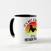 パパじゃない父親姿だ マグカップ (正面左)