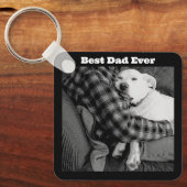 パパで愛犬を嗅ぎ回る白黒の写真 キーホルダー (正面)