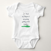 パパとゴルフに行くおむつを詰める ベビーボディスーツ (正面)