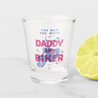 パパとバイクもしくは自転車に乗る人の男の神話は伝説 ショットグラス