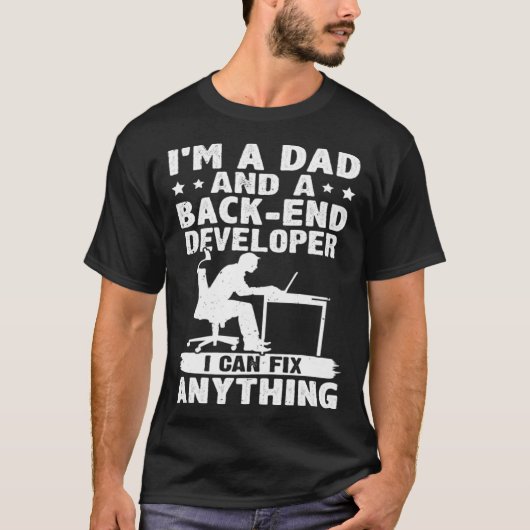 パパとバックエンドの開発者が何でも修正 Tシャツ (正面)