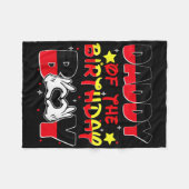 パパとママパパの誕生日男の子ファミリーパーティー フリースブランケット (正面(横))