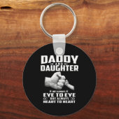 パパと娘はいつも目を向けるわけではないが、ハート キーホルダー (正面)