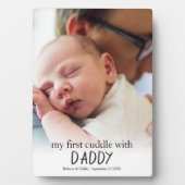 パパと最初に抱き合ったベビー 生まれたばかりの フォトプラーク (正面)