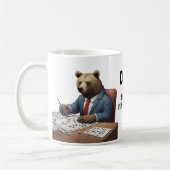パパのクロスワードパズルスーツのクマ コーヒーマグカップ (左)