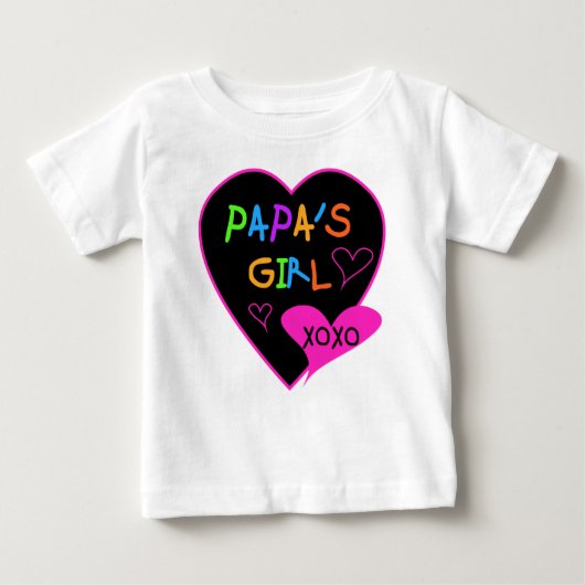 パパの女の子ティー、帽子、マグカップ、ボタン、衣類 ベビーTシャツ (正面)