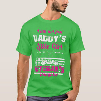パパの小さな女の子退役軍人の娘 Tシャツ