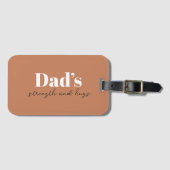 パパの強さと抱擁 – 父の日の贈り物 | ラゲッジタグ (正面横)