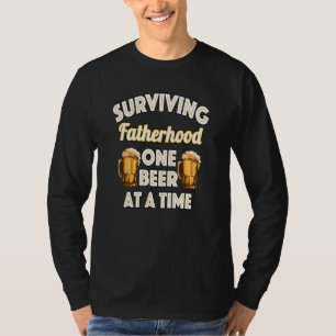 パパの父の日生き延びの父の日のビール1杯 Tシャツ
