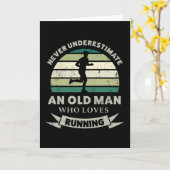 パパの贈り物ランニングを愛すおもしろいる老人 カード (黄色い花)