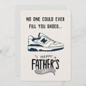 パパの蹴ジョークと新鮮さ:完璧な父の日 招待状 (正面/裏面)