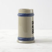 パパはビールが必要だ、パパ・ビアスタイン ビールジョッキ (中央)