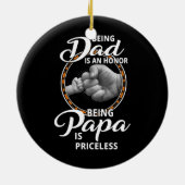 パパは名誉パパとは価値がない セラミックオーナメント (裏面)