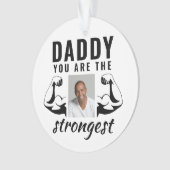 パパは最も強い父おもしろいの写真 オーナメント (正面)
