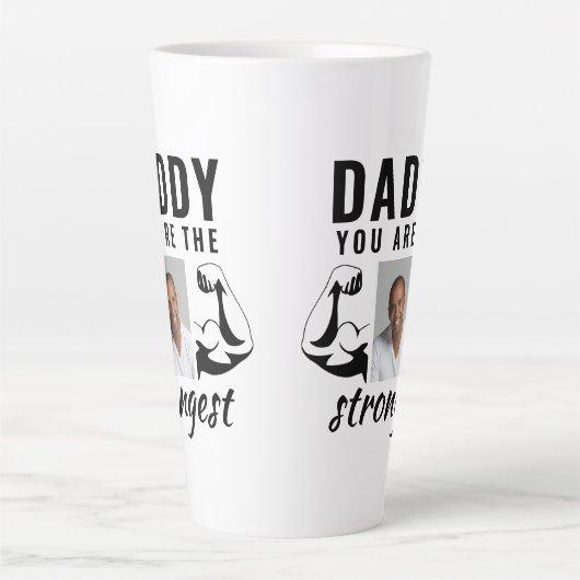 パパは最も強い父おもしろいの写真 カフェラテマグ (正面)