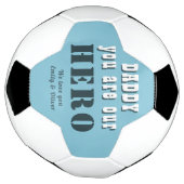 パパは私たちのヒーロータイポグラフィ父の日 サッカーボール (回転)