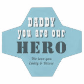 パパは私たちのヒーロータイポグラフィ父の日 サッカーボール (フラット)