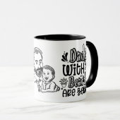 パパは髭が多い マグカップ (正面右)