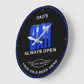 パパまたは任意の名前のバー·ブルー·スローガン ラージ壁時計 (傾斜)