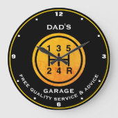パパまたは任意の名前ガレージブラック金ゴールドギアシフター ラージ壁時計 (正面)