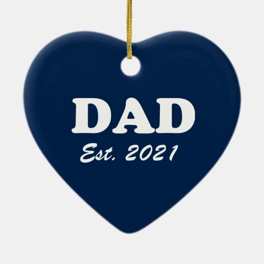 パパカスタムエスト日付ネイビーブルー可愛いモダンハート セラミックオーナメント (裏面)
