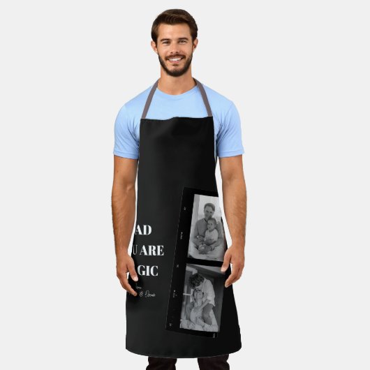 'パパパーソナライズされたあなたは魔法'二人の父親の写真 エプロン (着用した状態)