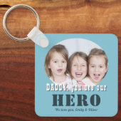 パパモダンお前はヒーロー写真父の日だ キーホルダー (正面)