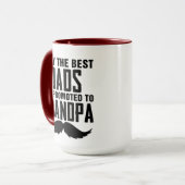 パパ最高のしかおじいちゃんに昇進できない マグカップ (正面左)