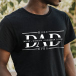 パパ最高の名のギフミニマルパーソナライズされたト Tシャツ<br><div class="desc">私たち与えのパパの手紙と私たちのミニマルパパのための思い出に残る贈り物モダンは、パパは常に黒のtシャツと最高の。パパの文字は、子供の名前または家族の名前を中央に置いて半分に分けられる。父素晴らしの日、誕生日、記念日、退職金などへの贈り物！デザイン:Moodostology Papery著。</div>