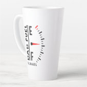 パパ燃料おもしろい父の日誕生日パーソナライズされた カフェラテマグ (左アングル)