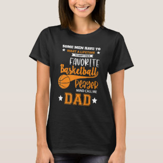 パパ父お気に入りのファミーのバスケットボール選手 Tシャツ