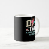 パパ税で父の日を毒殺しない コーヒーマグカップ (正面右)