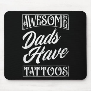パパ素晴らしは入れ墨の入れ墨をしたパパファおもしろいート マウスパッド