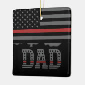 パパ薄型レッドライン消防士のパパギフト セラミックオーナメント (左)