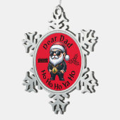 パパ親愛ホホホホホヤホ – ギャングスタークリスマス | レッド スノーフレークピューターオーナメント (右)