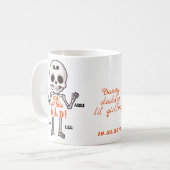 パパ頑張って！10月のキュートな新生児スケルトンデザイン コーヒーマグカップ (正面左)