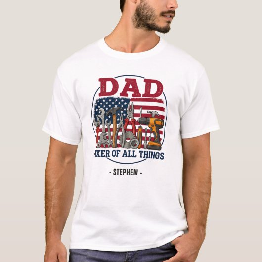 パパ、万物のフィクサー – 愛国大工 Tシャツ (正面)