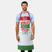 パパ – 世界の最高のピザシェフ – 赤い緑 エプロン (着用した状態)